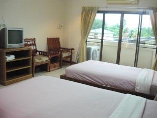Tassanee Garden Lodge Pattaya - Standard Twin Bed