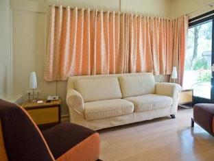 Alborea Eco Lodge Suites Resort Кастелланета-Марина - Интерьер отеля